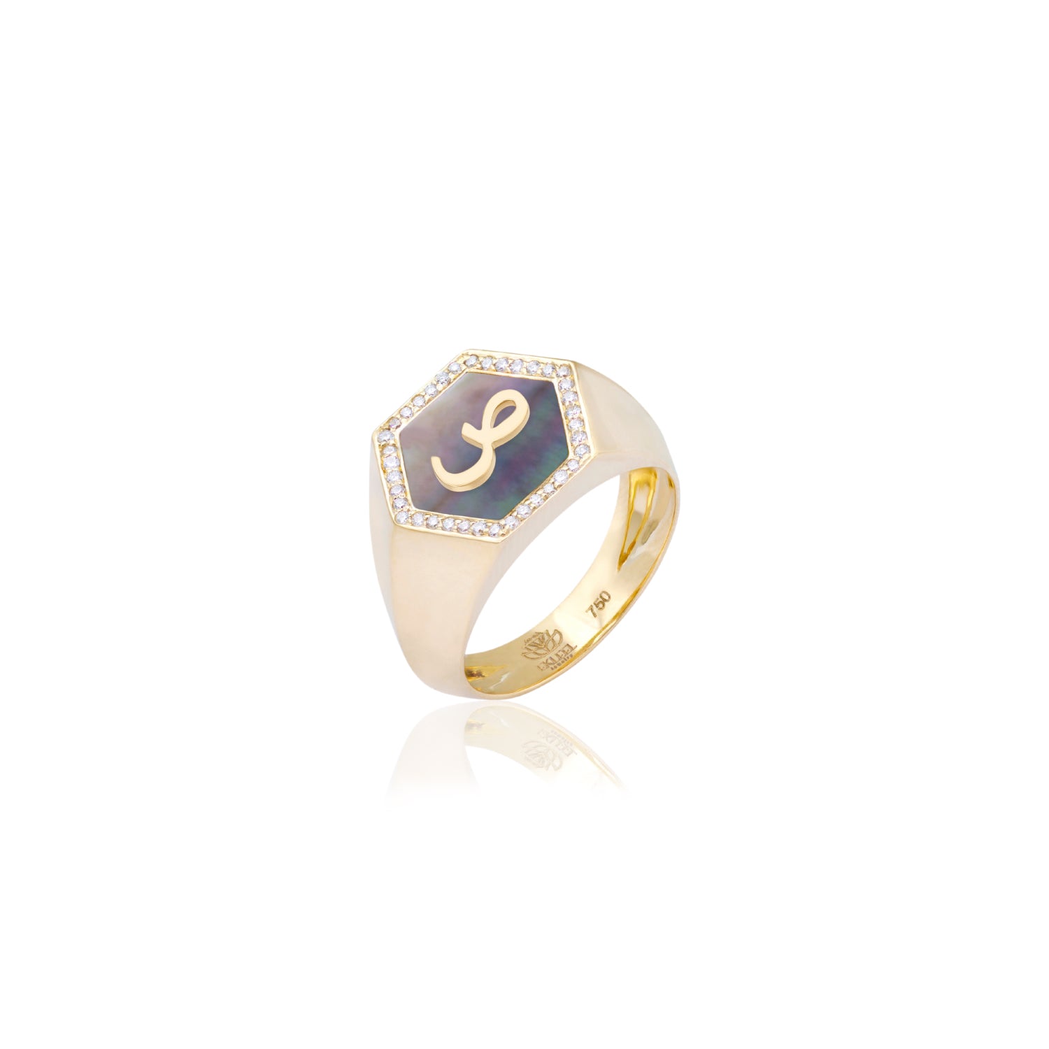 Qamoos 2.0 Letter ص Black Mother of Pearl and Diamond Signet Ring in Yellow Gold