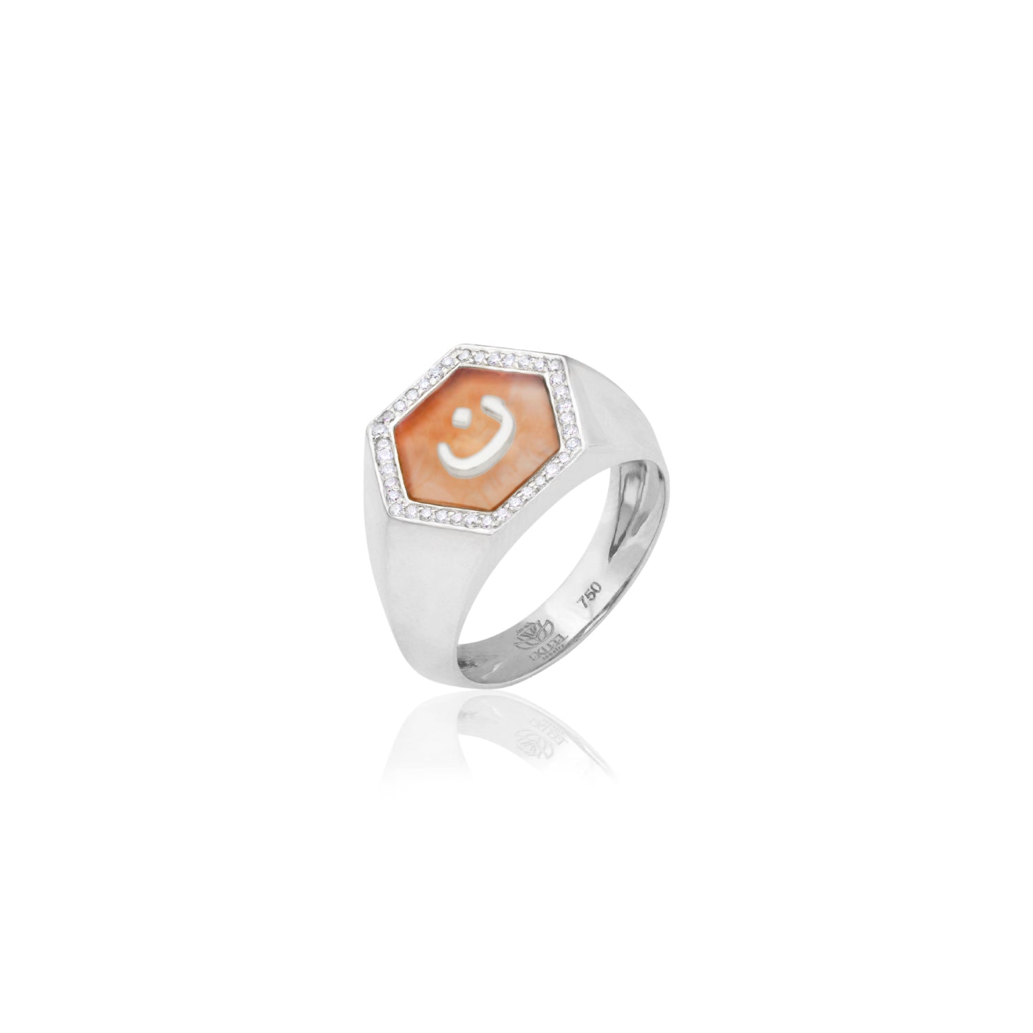 Qamoos 2.0 Letter ن Carnelian and Diamond Signet Ring in White Gold